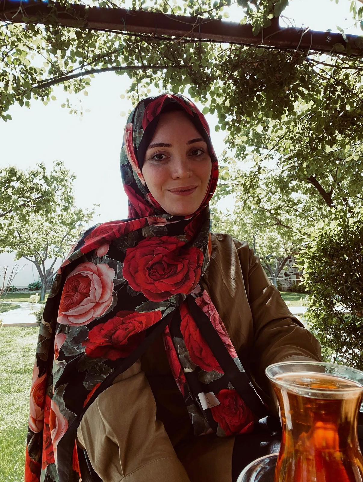 Kübra Şahin Kayıtmaz portresi